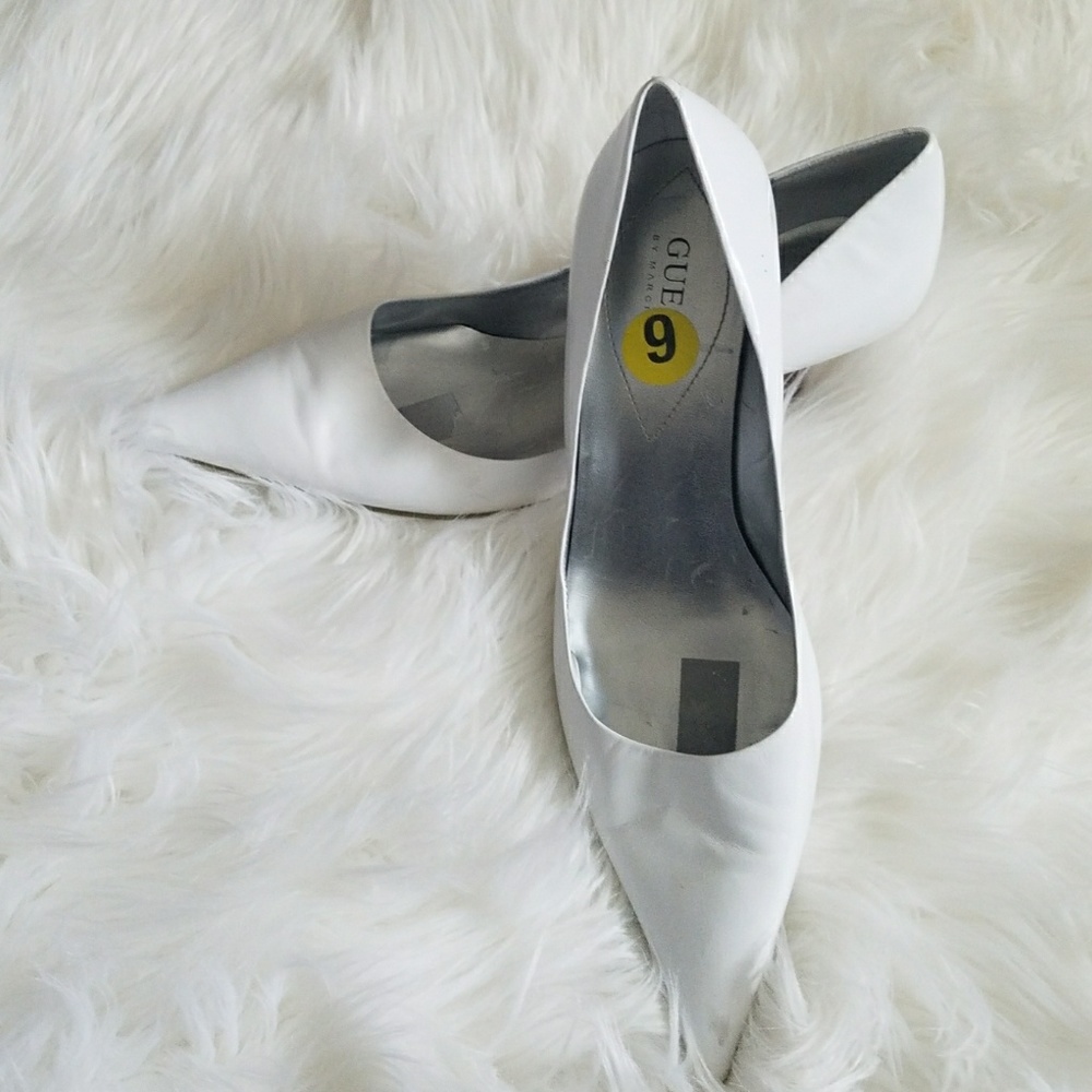 Guess White Pumps